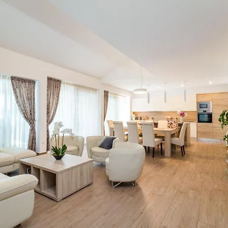 Mala Halu By Interhome Holiday home Gracisce
