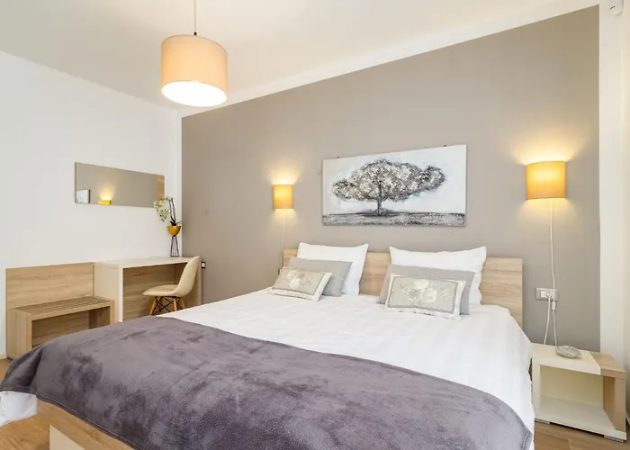 Mala Halu By Interhome